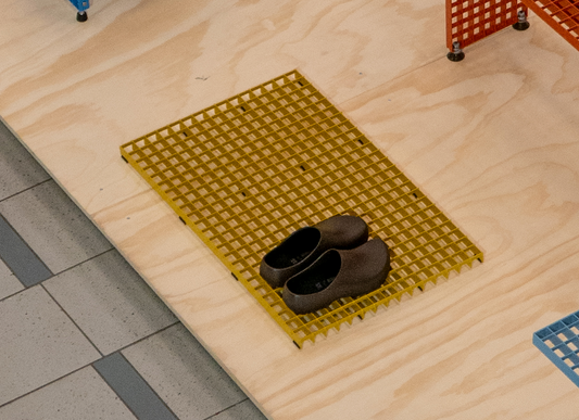 Floor Grid – Nina van Bart & Willem van Doorn